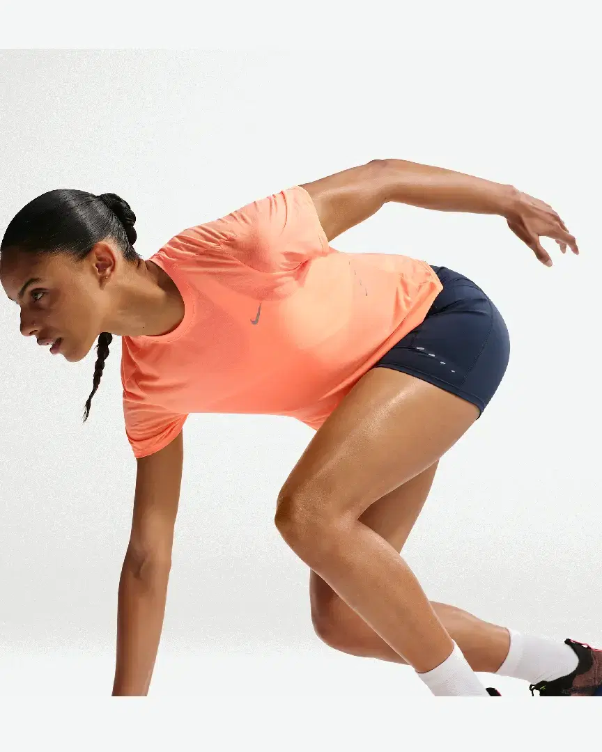 Tee-Shirt À Manches Courtes Dri-Fit Nike Swift Breathe W - IF1680-852 (2) au meilleur prix !