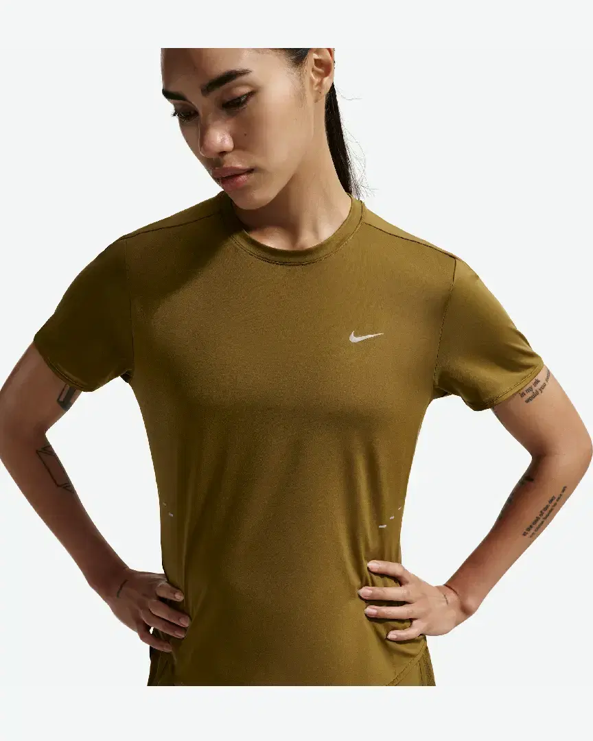 Tee-Shirt À Manches Courtes Dri-Fit Nike Swift Wool W - HM9698-368 (0) au meilleur prix !