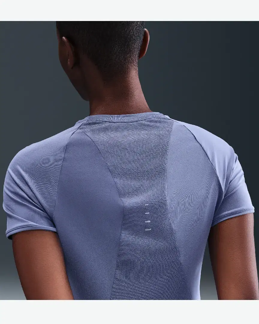 Tee-Shirt À Manches Courtes Dri-Fit Nike Swift Wool W - HM9698-499 (1) au meilleur prix !