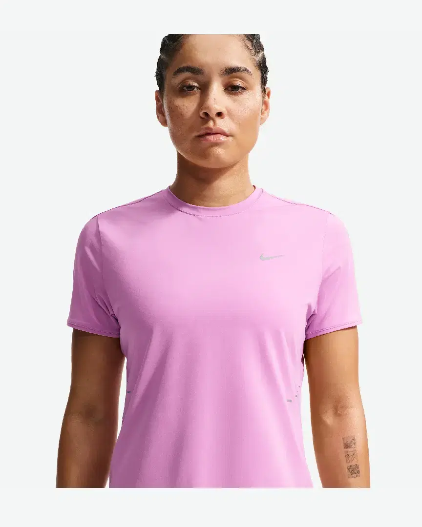 Tee-Shirt À Manches Courtes Dri-Fit Nike Swift Wool W - HM9698-503 (0) au meilleur prix !