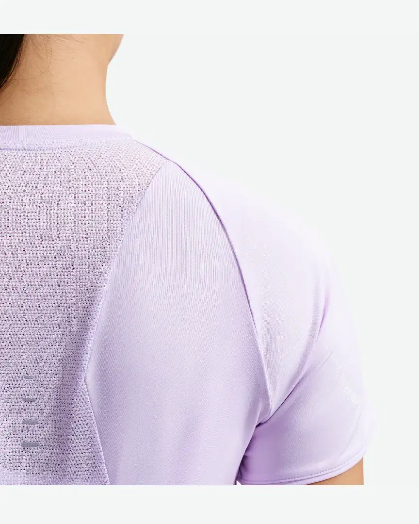 Tee-Shirt À Manches Courtes Dri-Fit Nike Swift Wool W - HM9698-511 (1) au meilleur prix !