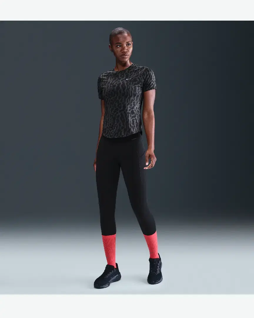 Tee-Shirt À Manches Courtes Dri-Fit Nike Swift Wool W - IB5874-010 (3) au meilleur prix !