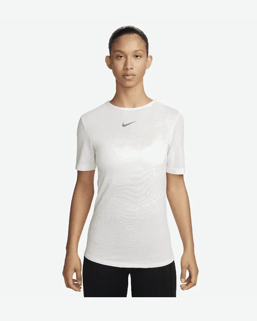 Tee-Shirt À Manches Courtes Dri-Fit Nike Swift Wool W - FB4473-133 (0) au meilleur prix !