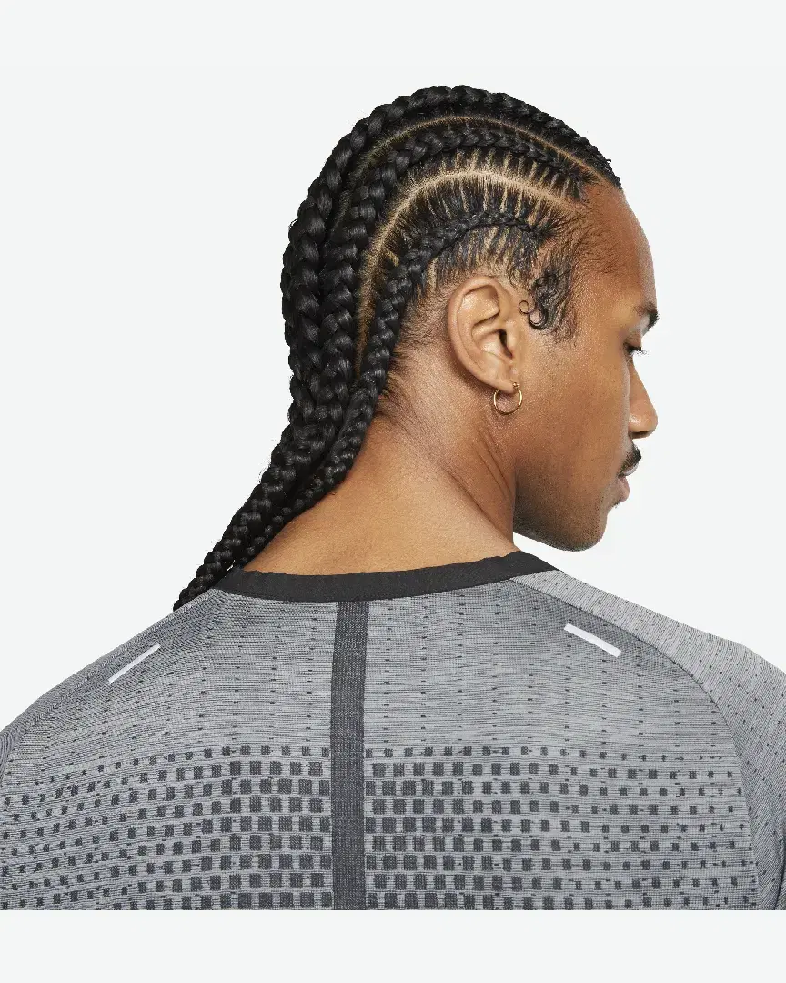 Tee-Shirt À Manches Courtes Dri-Fit Nike Techknit Adv M - DM4753-010 (3) au meilleur prix !