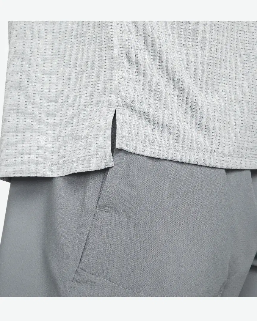 Tee-Shirt À Manches Courtes Dri-Fit Nike Techknit Adv M - DM4753-084 (2) au meilleur prix !