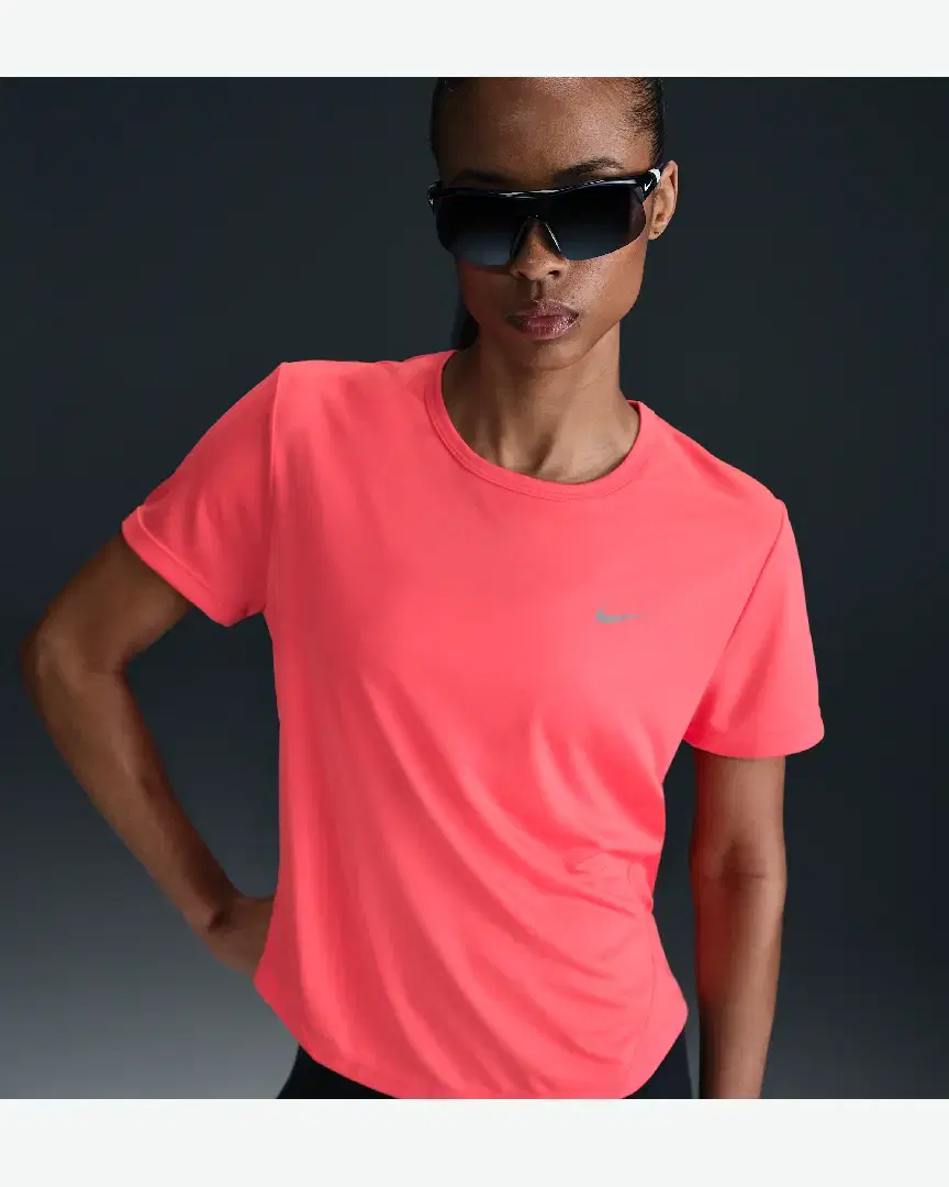 Tee-Shirt À Manches Courtes Dri-Fit Nike Tempo W - HQ0648-814 (0) au meilleur prix !