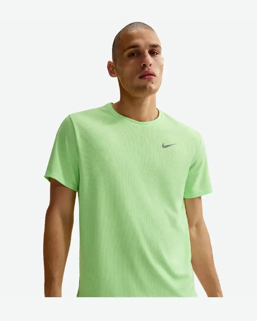Tee-Shirt Nike M Nk Df Uv Miler Ss M - DV9315-377 (0) au meilleur prix !