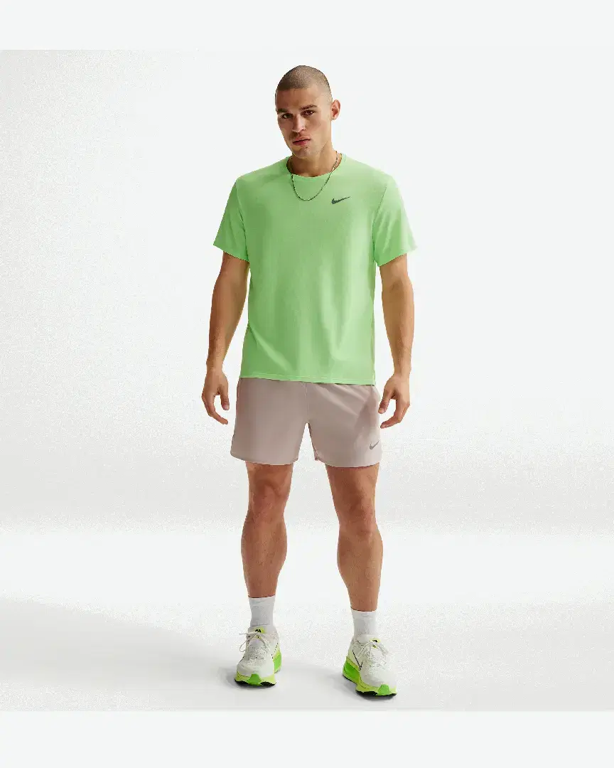 Tee-Shirt Nike M Nk Df Uv Miler Ss M - DV9315-377 (3) au meilleur prix !