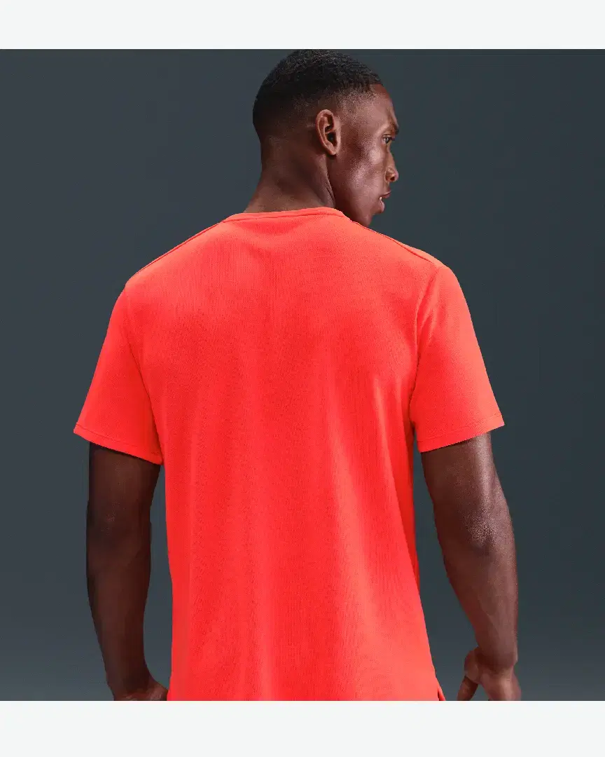 Tee-Shirt Nike M Nk Df Uv Miler Ss M - DV9315-635 (1) au meilleur prix !