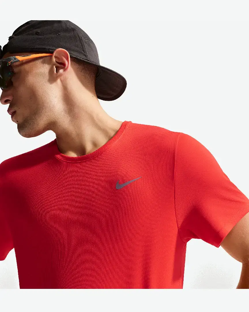 Tee-Shirt Nike M Nk Df Uv Miler Ss M - DV9315-696 (2) au meilleur prix !