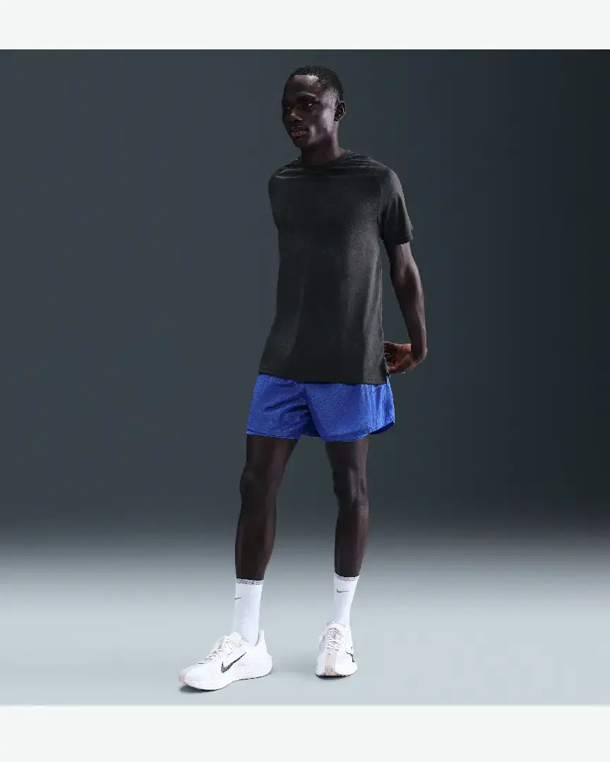 Tee-Shirt À Manches Courtes Et Motifs Réfléchissants Dri-Fit Adv Nike Stride M - IH7495-045 (3) au meilleur prix !