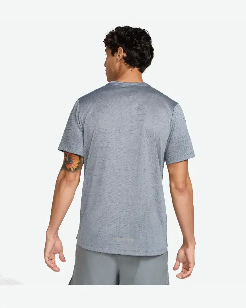 Tee-Shirt À Manches Courtes Et Motifs Nike Miler M - FZ4782-065 (1) au meilleur prix !