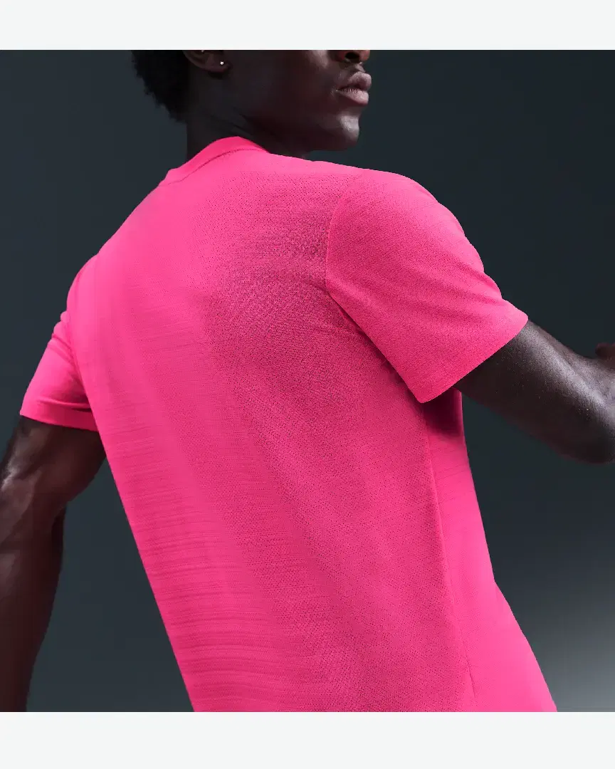 Tee-Shirt À Manches Courtes Et Motifs Nike Miler M - FZ4782-645 (1) au meilleur prix !