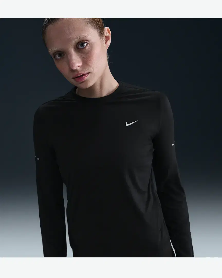 Tee-Shirt À Manches Longues Et Col Ras-Du-Cou Dri-Fit Anti-Uv Nike Swift W - HQ0503-010 (0) au meilleur prix !