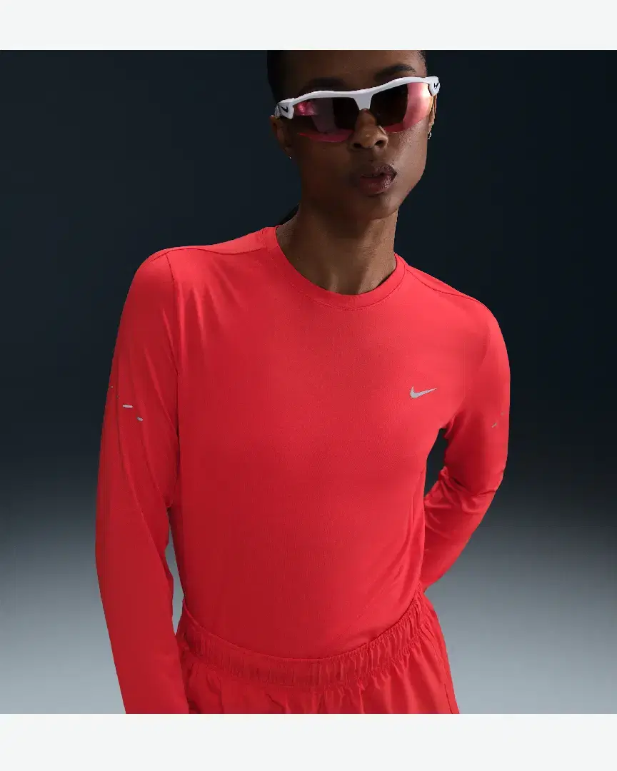 Tee-Shirt À Manches Longues Et Col Ras-Du-Cou Dri-Fit Anti-Uv Nike Swift W - HQ0503-696 (0) au meilleur prix !