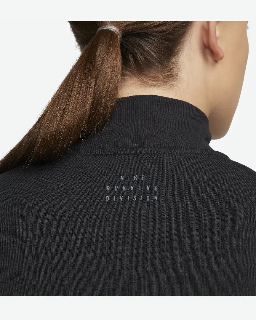 Tee-Shirt À Manches Longues Nike Dri-Fit Adv Running Division W - FB7807-010 (3) au meilleur prix !