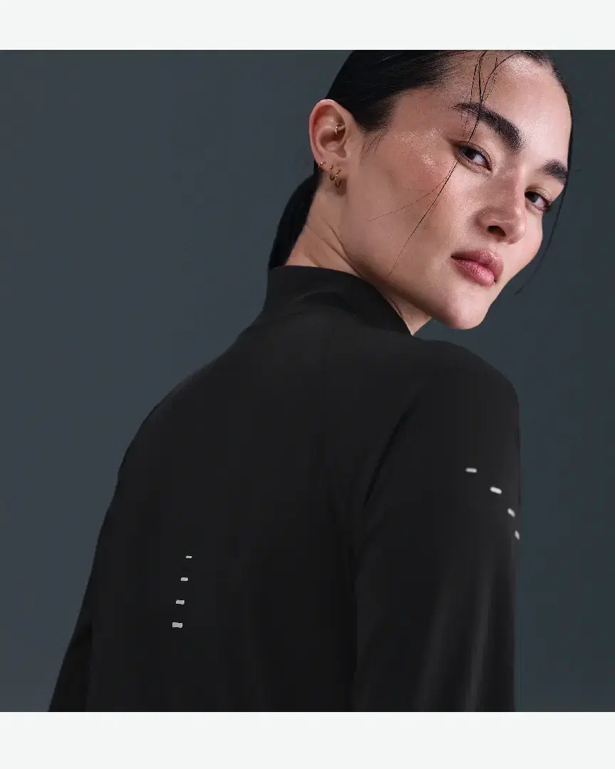 Tee-Shirt Deuxième Couche À Zip Dri-Fit Nike Swift W - IB1998-010 (1) au meilleur prix !