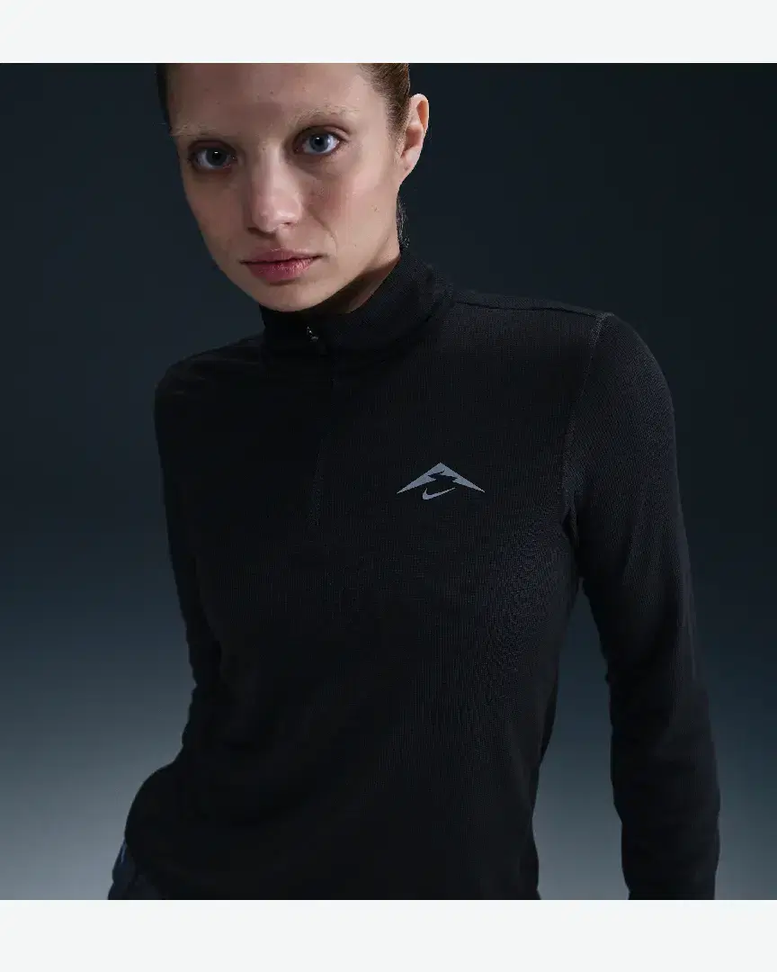 Tee-Shirt Deuxième Couche Dri-Fit À 1/4 De Zip Nike Trail W - HJ2248-010 (0) au meilleur prix !