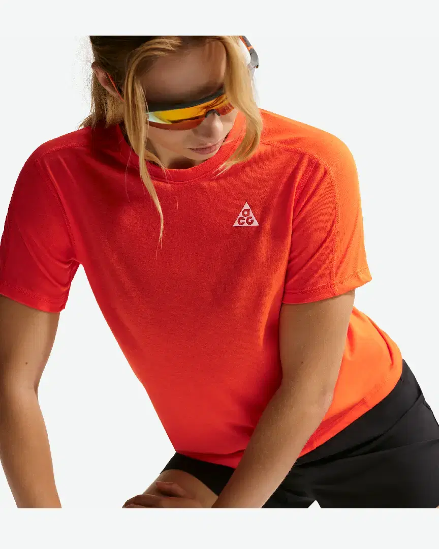 Tee-Shirt Dri-Fit Nike Acg W - IO9650-819 (2) au meilleur prix !