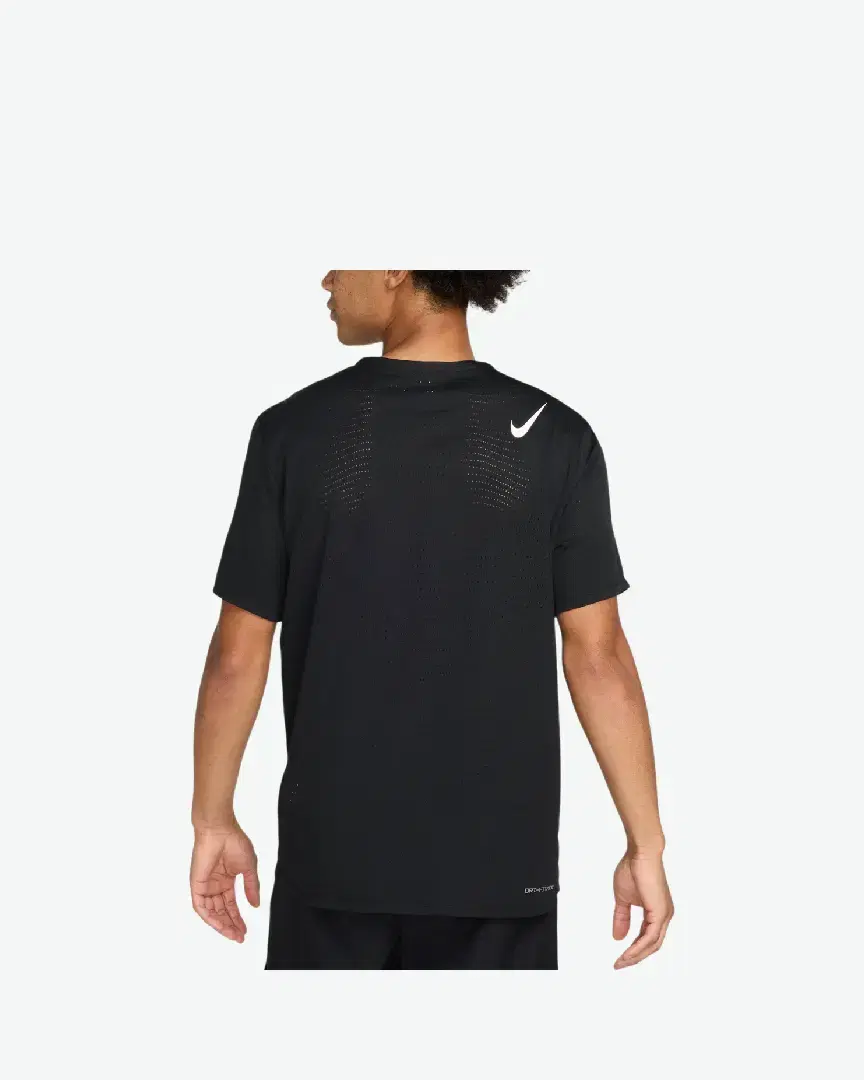 Tee-Shirt Nike Aeroswift M - HJ3377-010 (1) au meilleur prix !