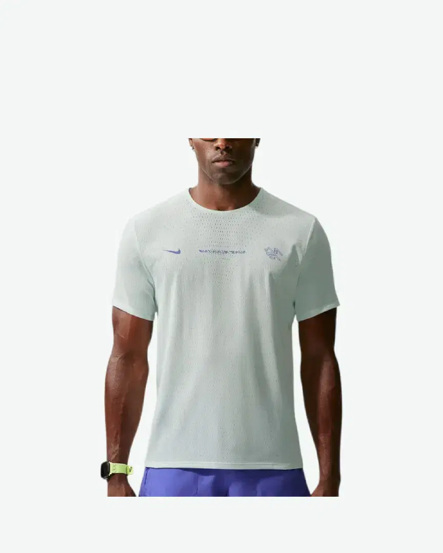 Tee-Shirt Nike Aeroswift M - IH5045-394 (0) au meilleur prix !