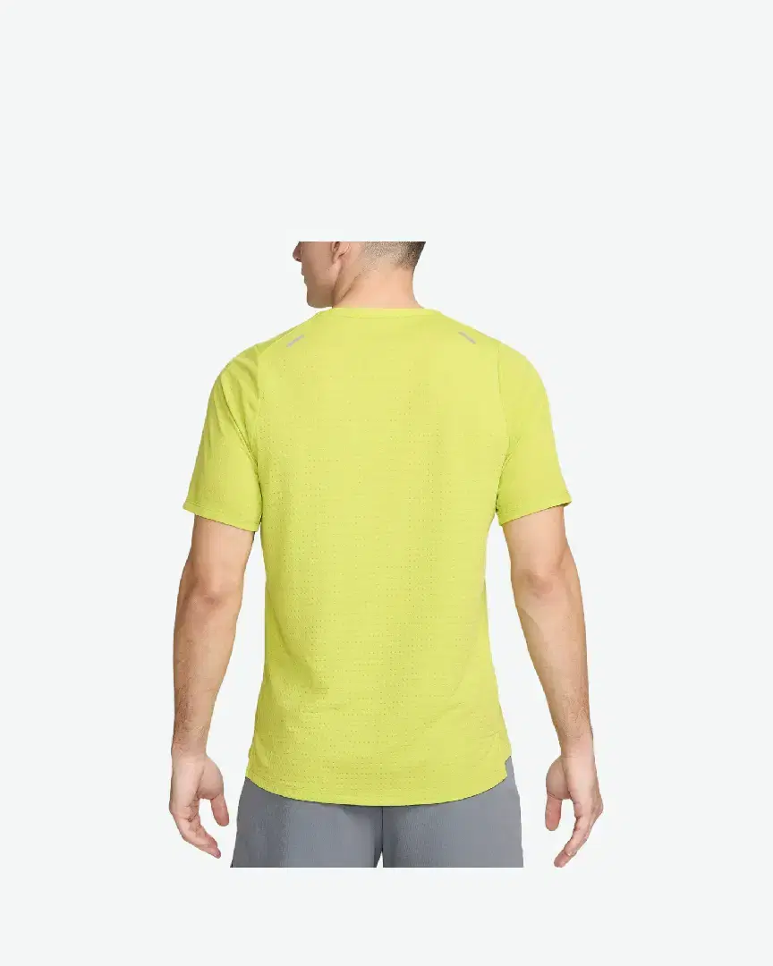 Tee-Shirt À Manches Courtes Dri-Fit Nike Rise 365 M - CJ5420-308 (1) au meilleur prix !