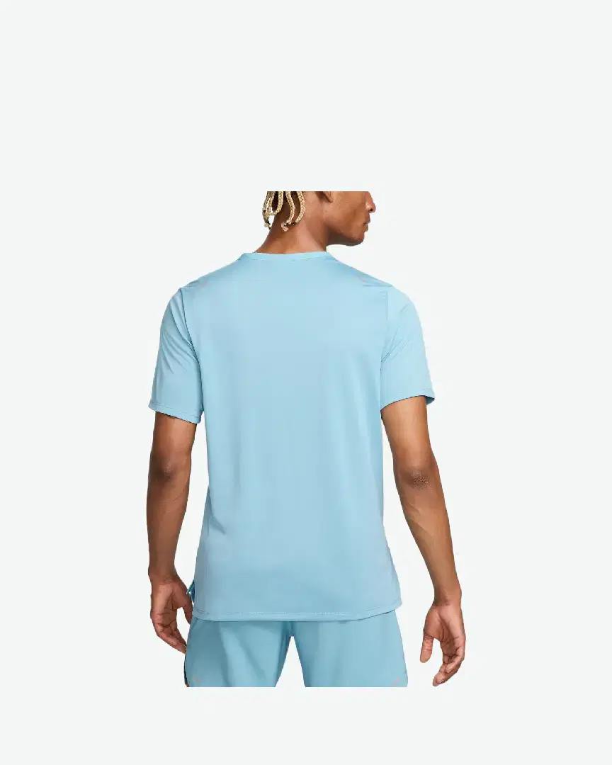 Tee-Shirt À Manches Courtes Dri-Fit Nike Rise 365 M - CZ9184-464 (1) au meilleur prix !