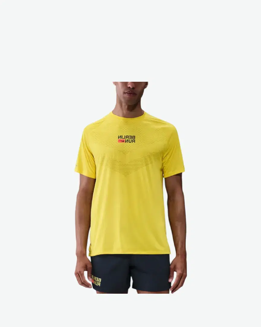 Tee-Shirt Nike Stride Berlin Marathon M - IH4069-718 (0) au meilleur prix !