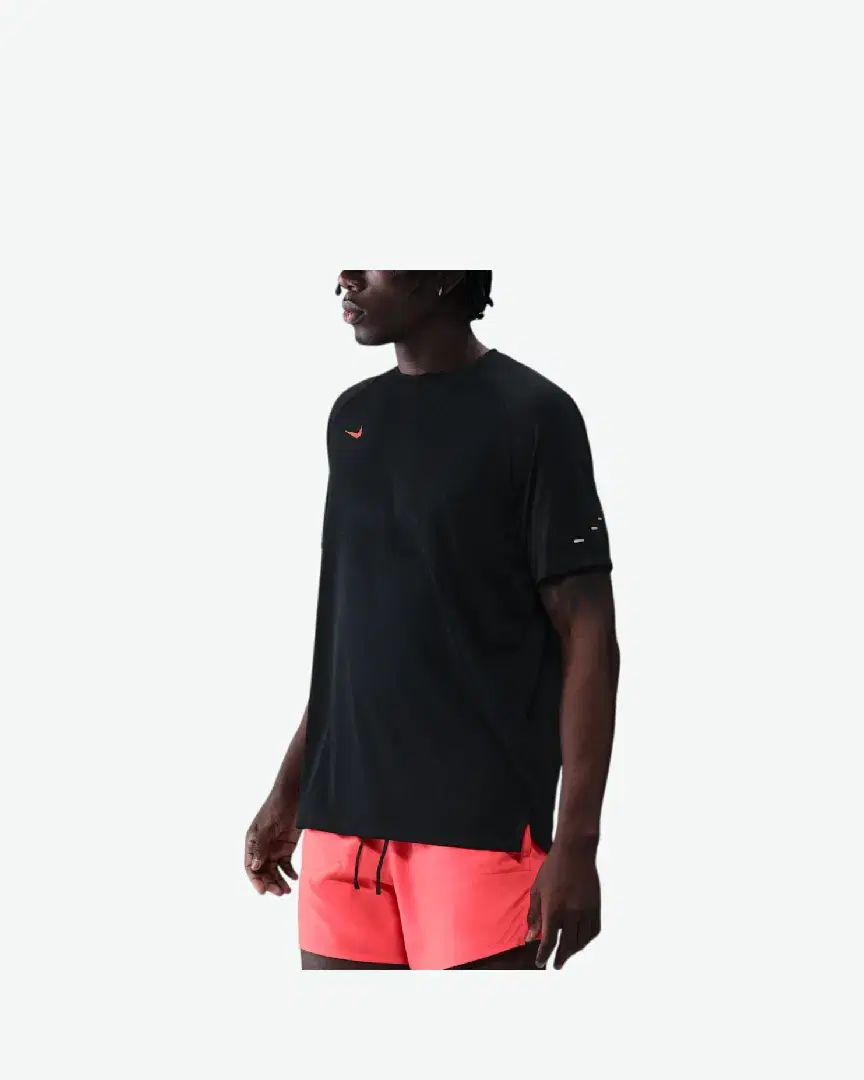 Tee-Shirt Nike Stride Berlin Marathon M - HV2128-010 (0) au meilleur prix !