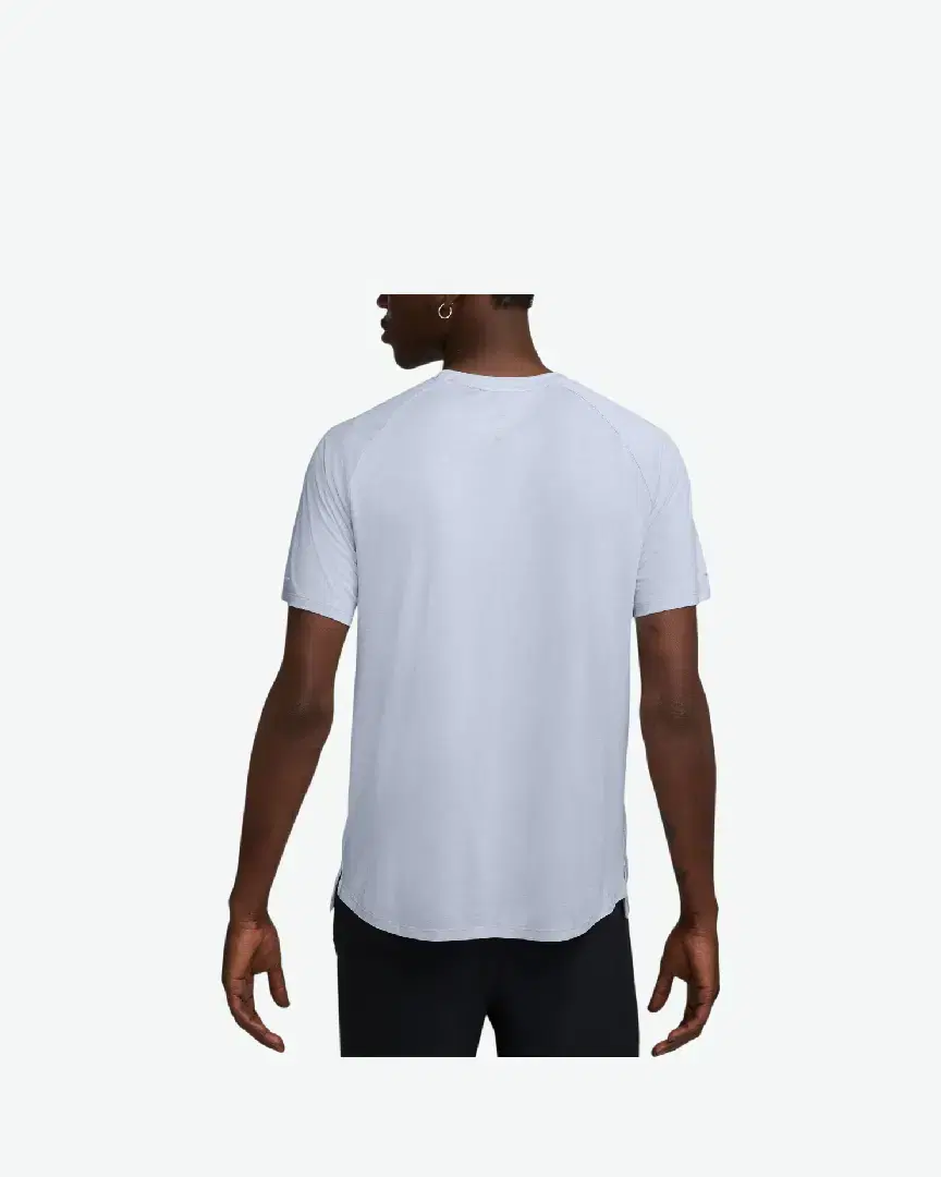 Tee-Shirt Nike Stride M - HV5203-057 (1) au meilleur prix !