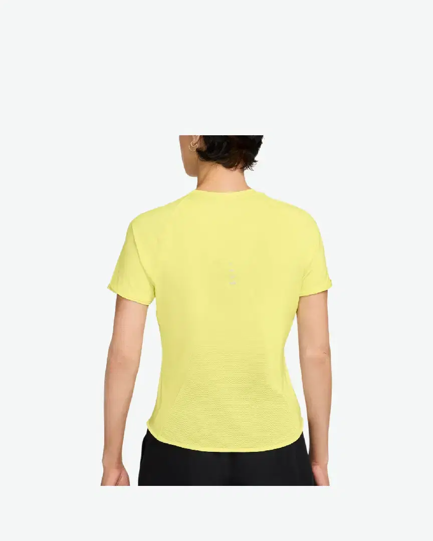 Tee-Shirt À Manches Courtes Dri-Fit Nike Swift Wool W - HM9698-712 (1) au meilleur prix !