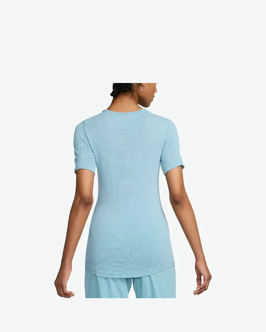 Tee-Shirt À Manches Courtes Dri-Fit Nike Swift Wool W - FB4473-464 (1) au meilleur prix !
