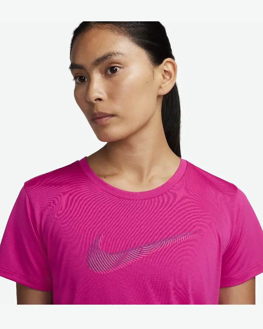 Tee-Shirt Nike W Nk Df Swoosh Hbr Ss Top W - FB4696-615 (2) au meilleur prix !