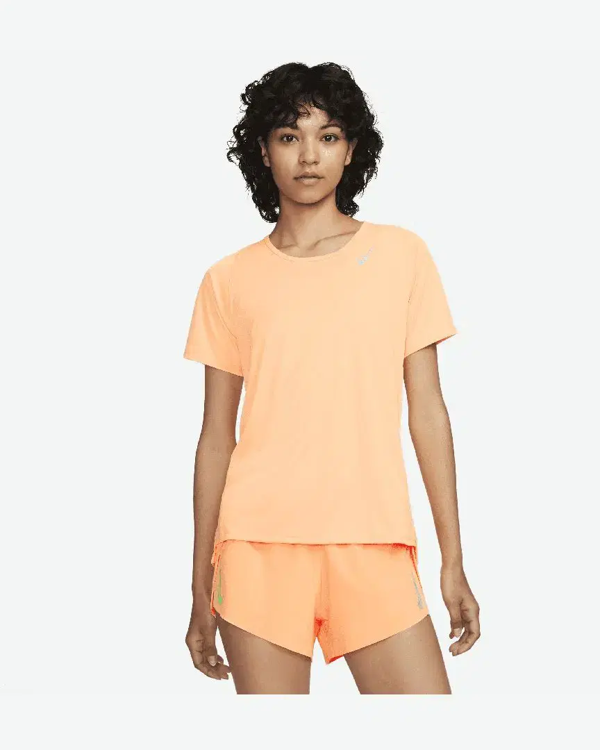 Tee-Shirt Nike W Nk Fast Df Ss Top W - DD5927-811 (0) au meilleur prix !