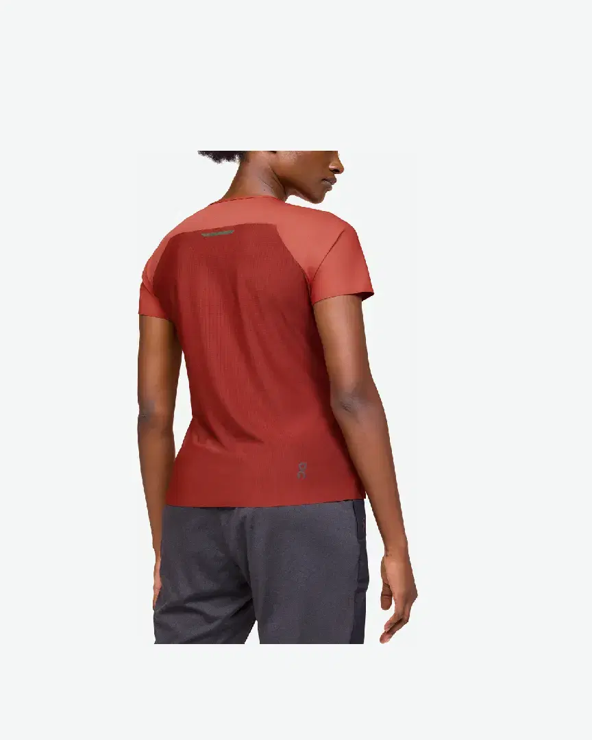 Tee-Shirt On Running Performance-T W - 1WE10311907 (1) au meilleur prix !