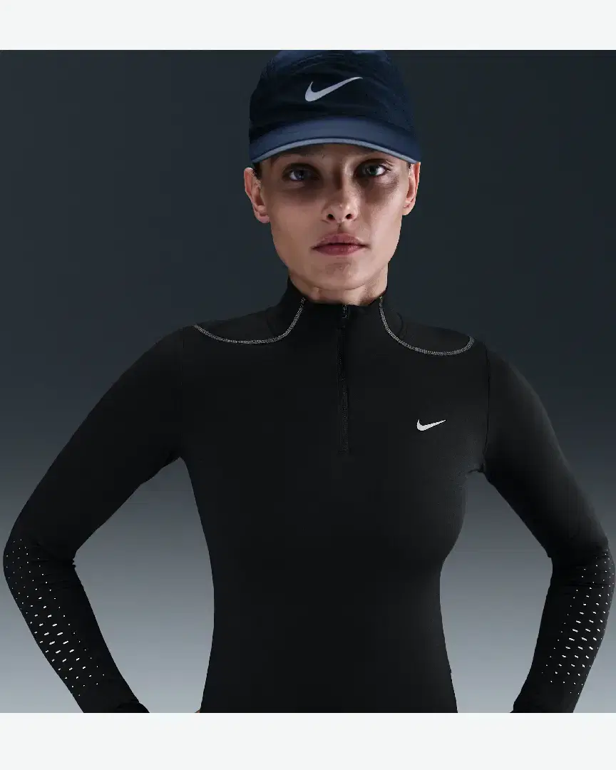 Tee-Shirt Therma-Fit Adv À 1/4 De Zip Avec Motifs Réfléchissants Nike Swift W - HV2944-010 (0) au meilleur prix !