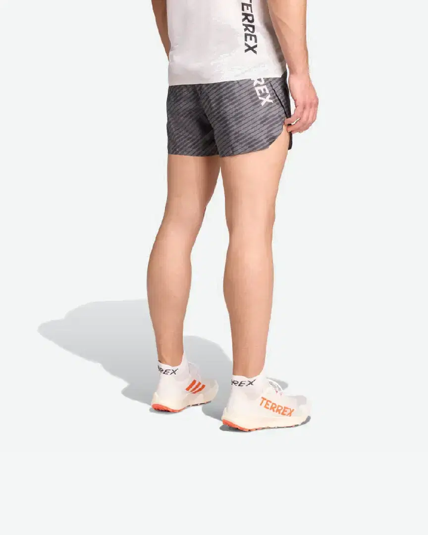 Terrex Adidas Techrock Allover Print Shorts M - JW5318 (1) au meilleur prix !