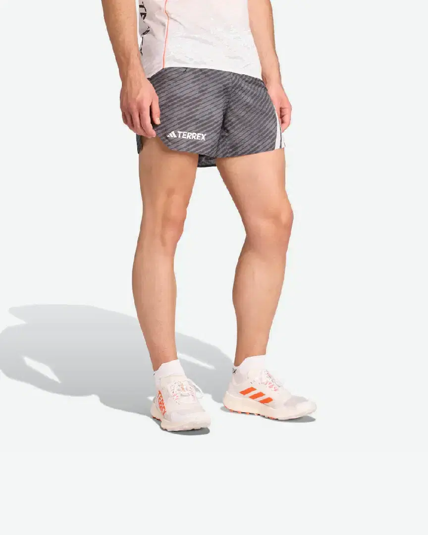 Terrex Adidas Techrock Allover Print Shorts M - JW5318 (2) au meilleur prix !