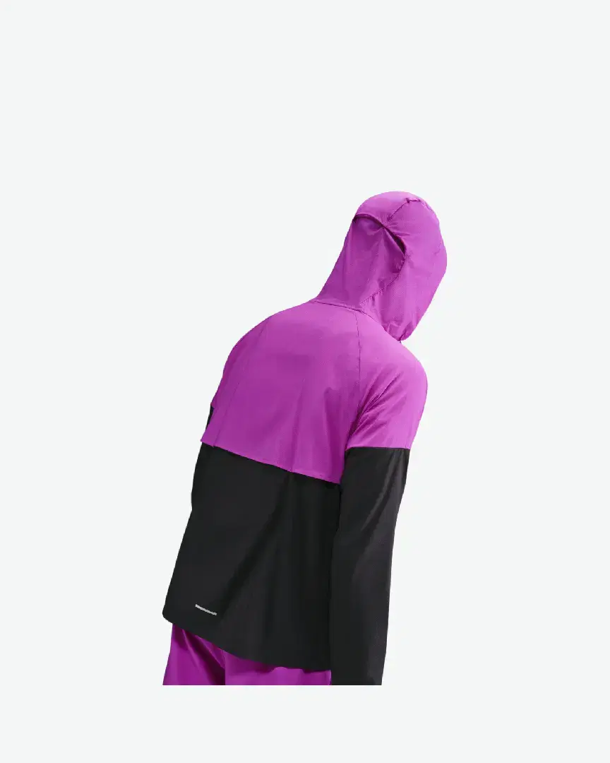 Veste À Capuche Nike Impossibly Light Windrunner M - HV6521-551 (2) au meilleur prix !