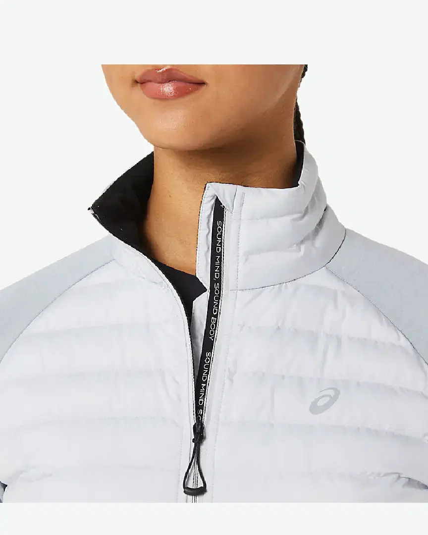 Veste Asics Winter Run W - 2012C382-020 (5) au meilleur prix !