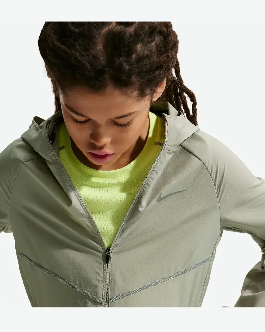 Veste De Training Nike Miler Déperlante Anti-Uv Pour Enfant - IO3389-304 (2) au meilleur prix !