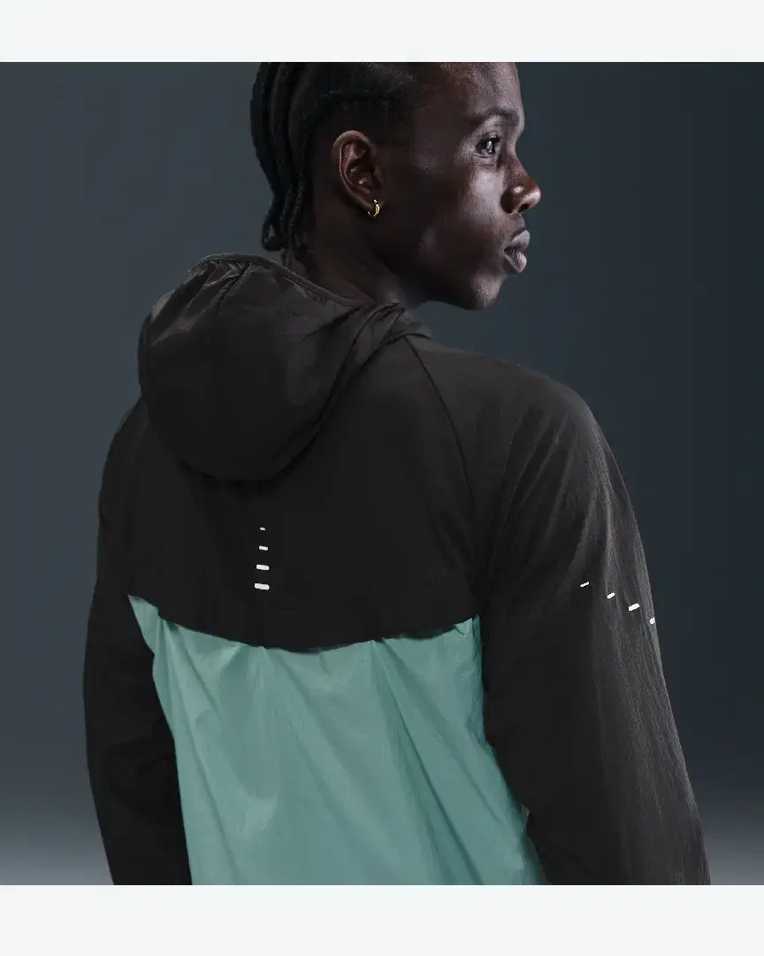 Veste Déperlante Anti-Uv Nike Stride M - HV4548-014 (1) au meilleur prix !