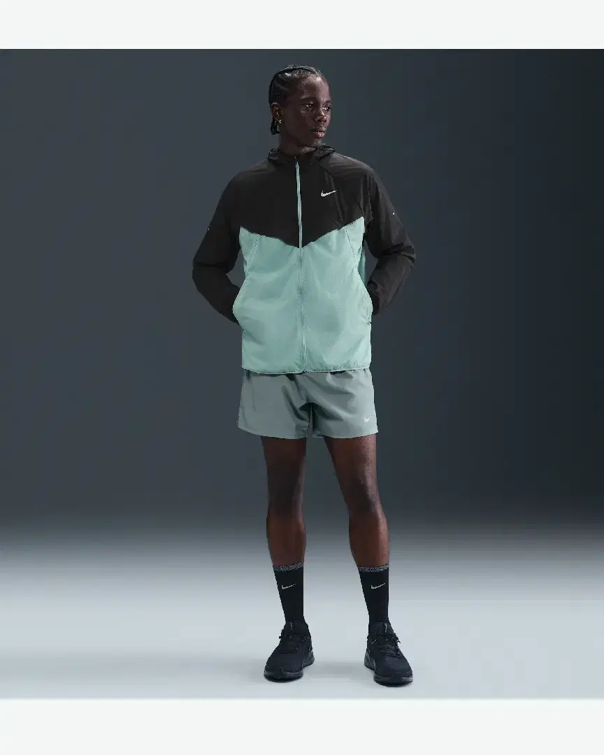 Veste Déperlante Anti-Uv Nike Stride M - HV4548-014 (3) au meilleur prix !