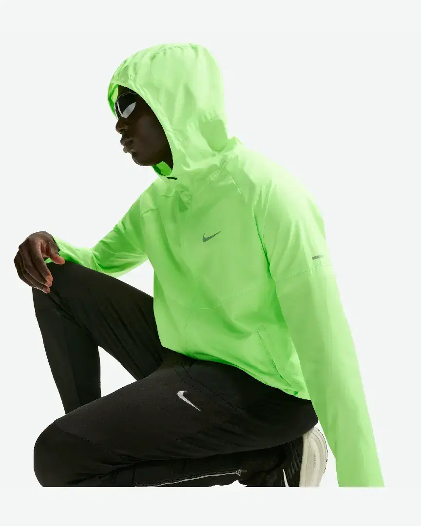 Veste Déperlante Nike Miler M - DD4746-377 (2) au meilleur prix !