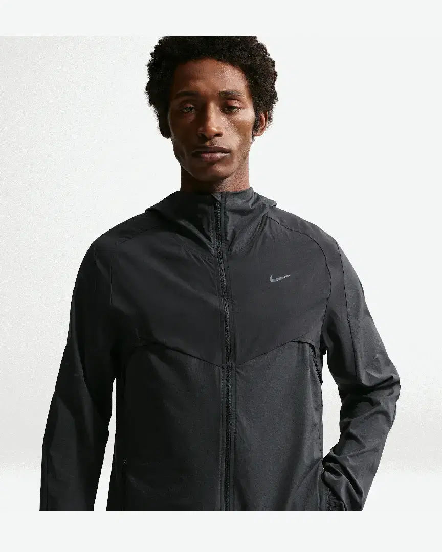 Veste Déperlante Nike Stride M - IF2367-010 (0) au meilleur prix !