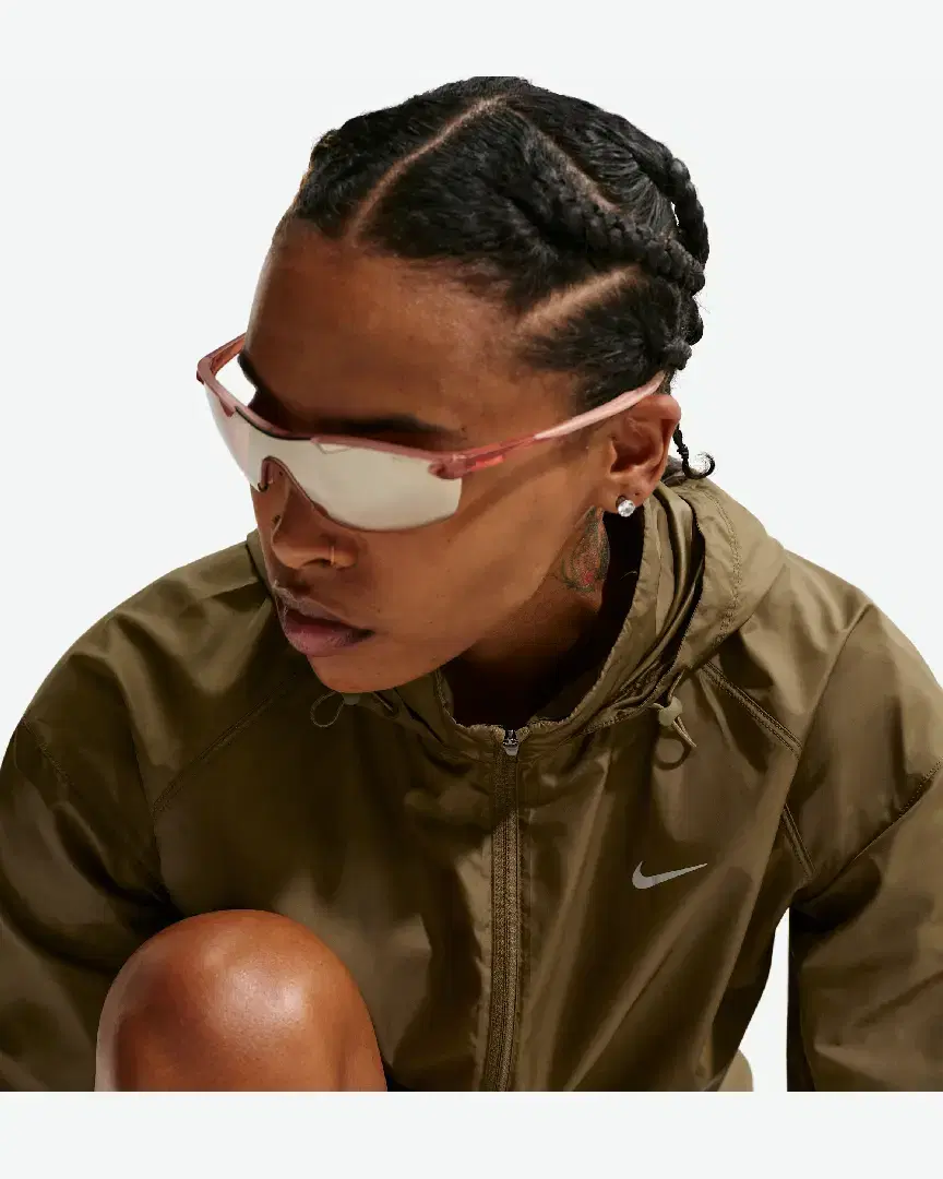 Veste Déperlante Nike Tempo W - HV5769-368 (2) au meilleur prix !