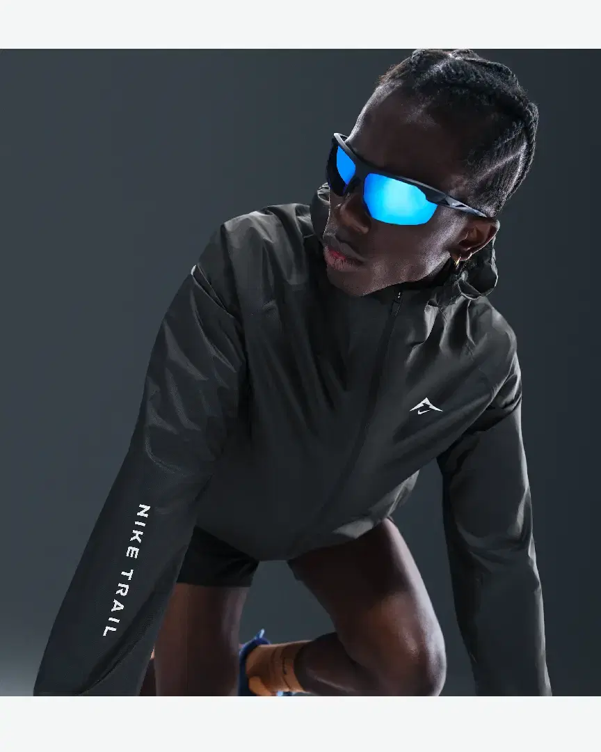 Veste Imperméable Nike Trailwind Storm-Fit Adv M - HV2146-060 (2) au meilleur prix !