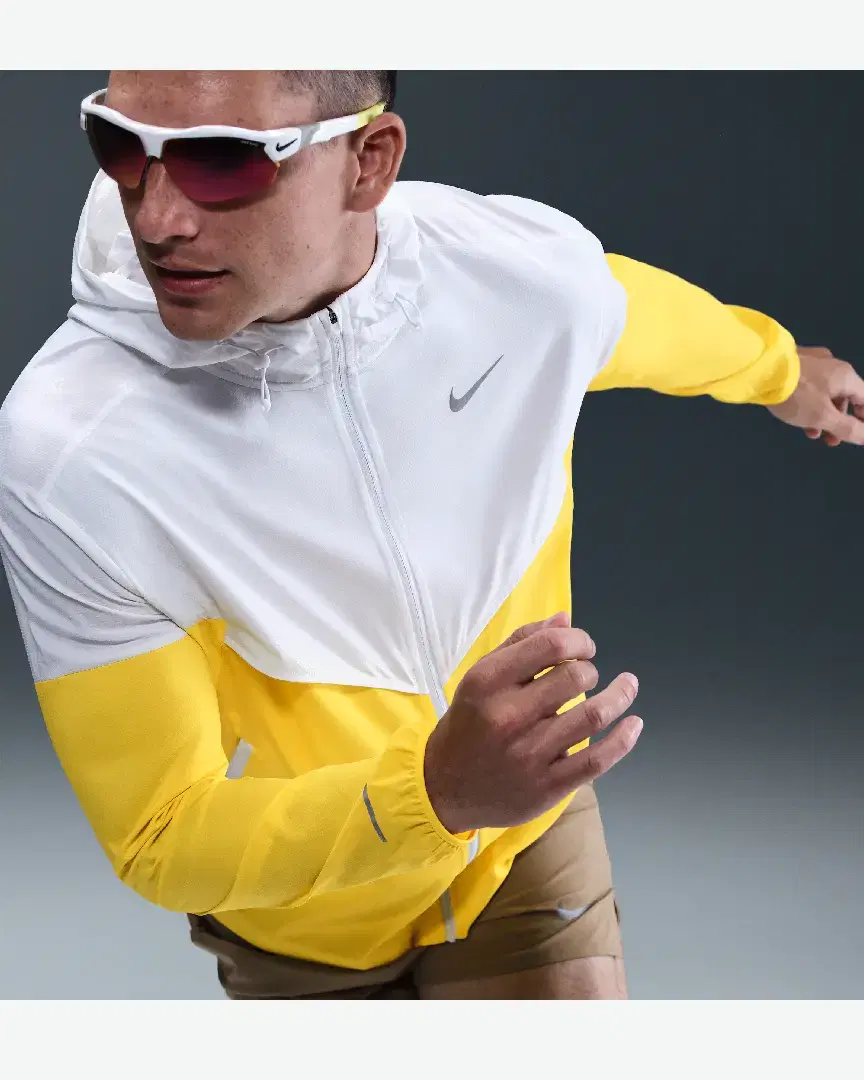 Veste Nike Impossibly Light Windrunner M - HV6521-100 (2) au meilleur prix !