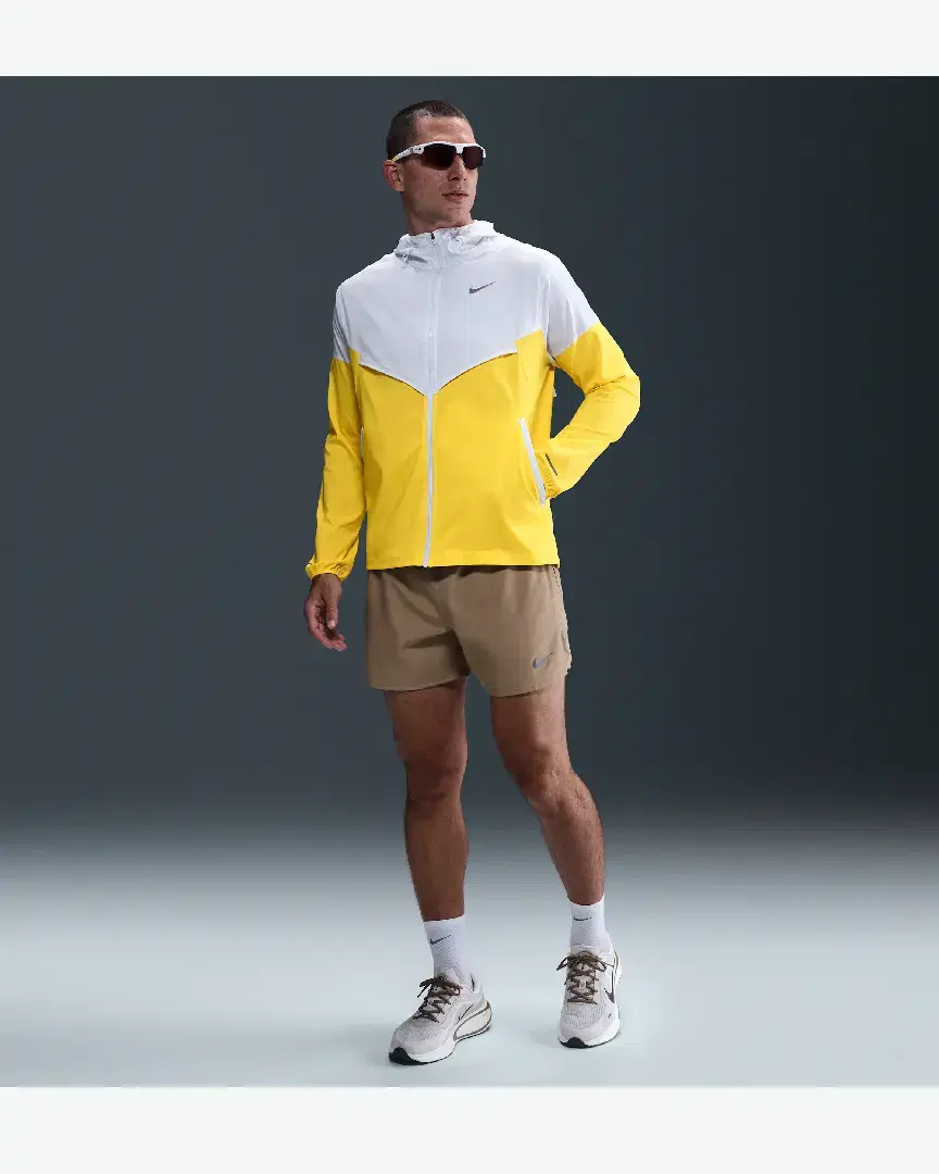 Veste Nike Impossibly Light Windrunner M - HV6521-100 (3) au meilleur prix !