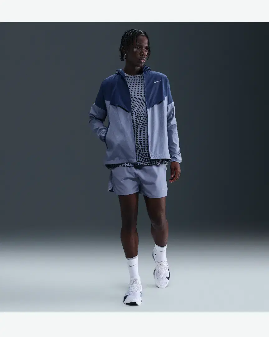 Veste Nike Impossibly Light Windrunner M - HV6521-492 (3) au meilleur prix !